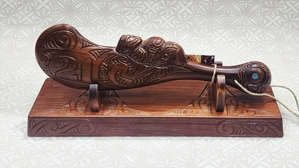 Large Carved Maori Wahaika Club with Carved 21 on Stand
