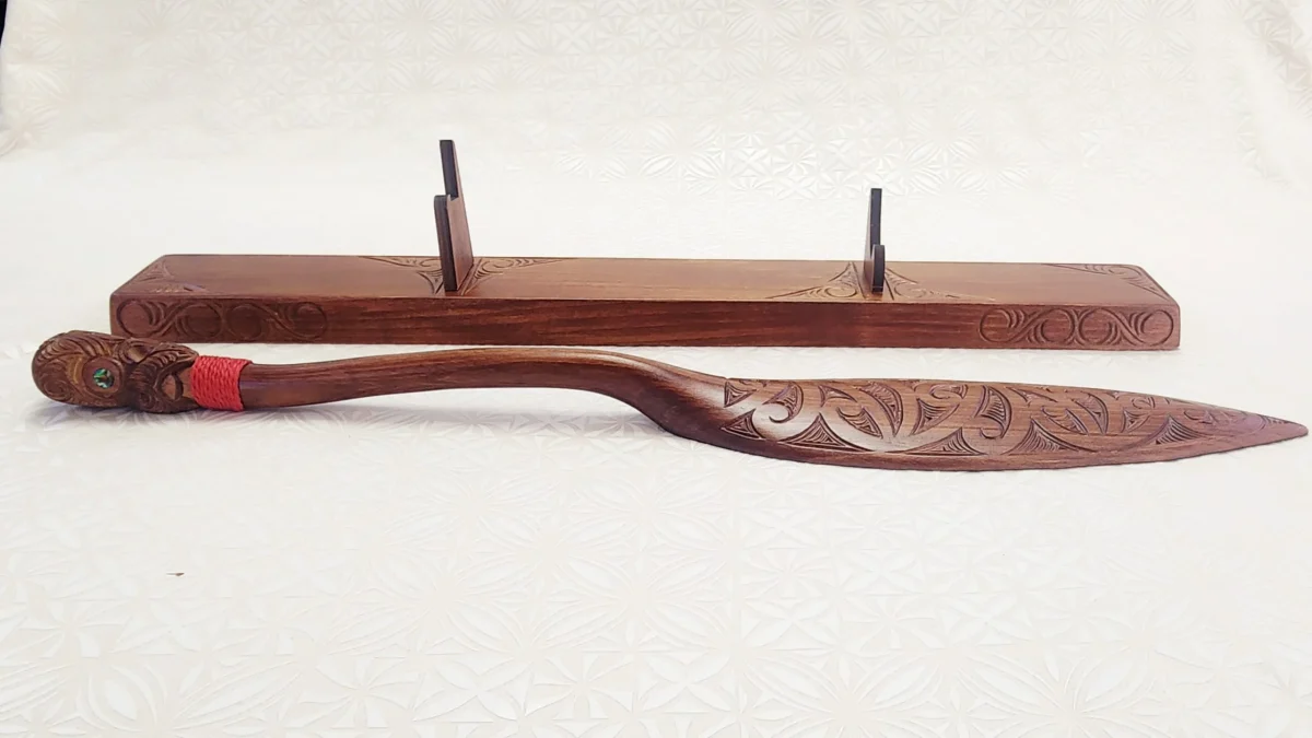 Large Hand Carved Māori Hoe Waka Paddle on Display Base – Wooden Carving Made in New Zealand - WM541