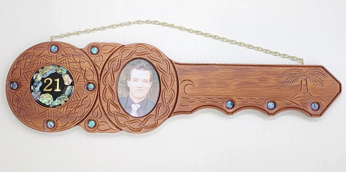 Large Pacific Design 21st Birthday Key Hand Carved NZ Tulip Wood with Paua Shell & Photo Frame - WM438