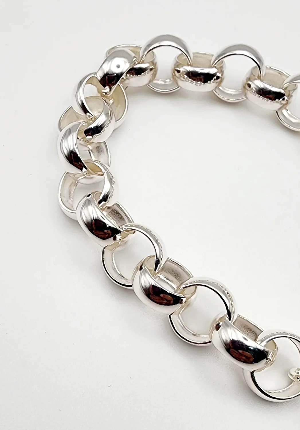 Large Sterling Silver 21cm Round Belcher Bracelet With Puff Heart Padlock