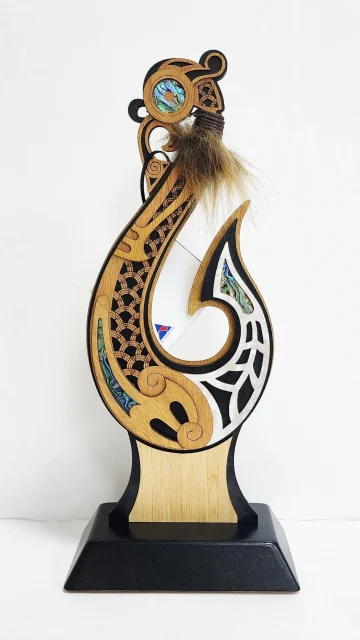 Large Te Matau a Māui Hook Award – NZ Paua Inlay Cultural Artwork (370mm) - ALHK