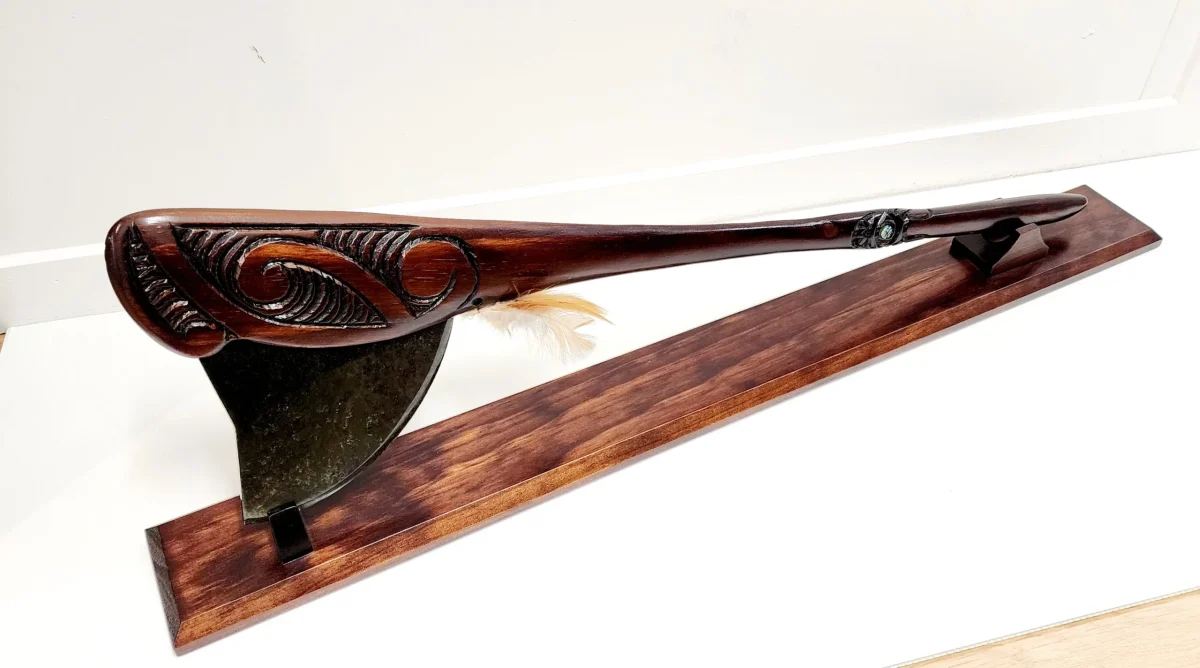 Large Wooden Carved Maori Axe - Tewha Tewha with New Zealand Greenstone Blade
