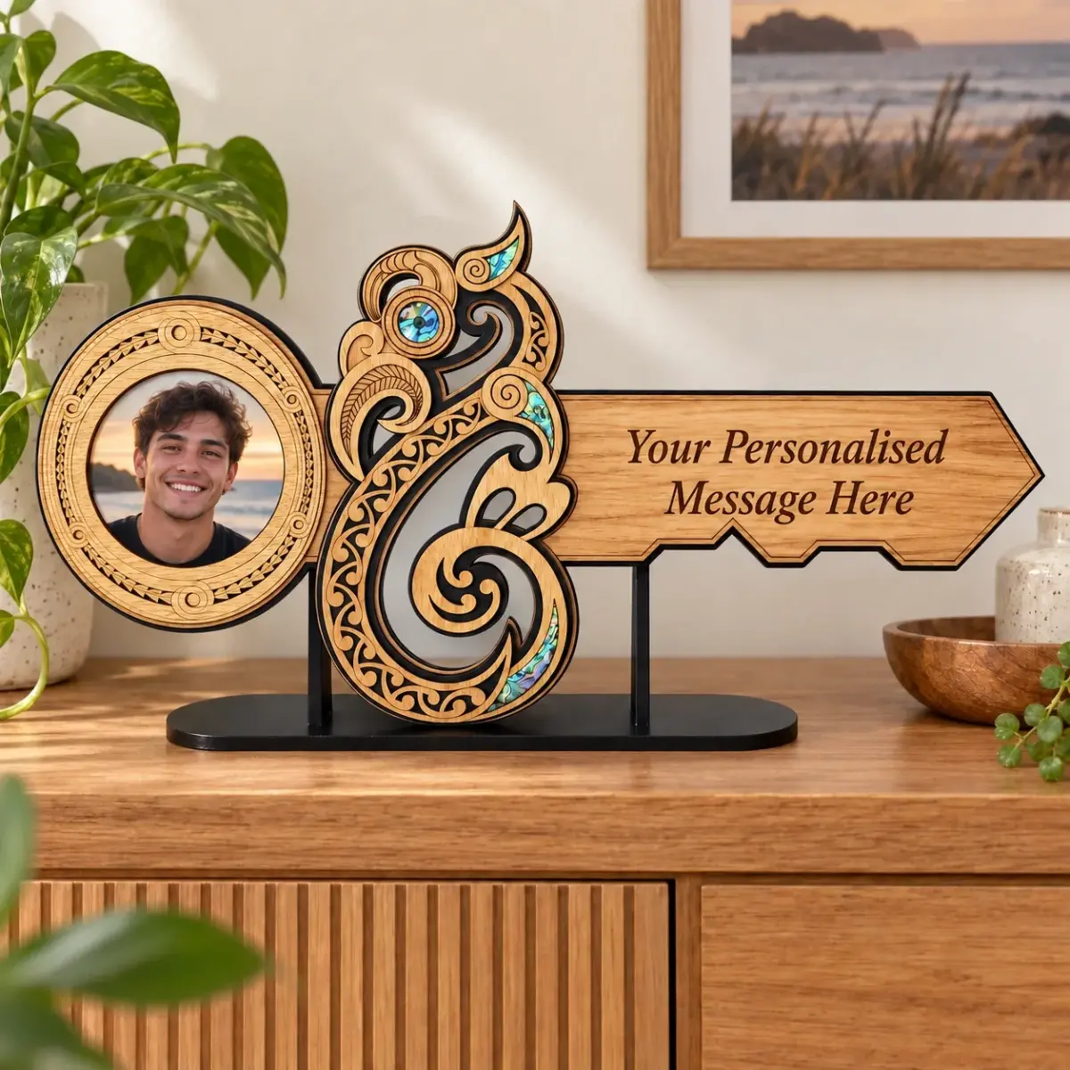 Manaia The Guardian Spirit Birthday Key with Removable Stand - 21MA-MANIA