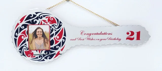 Maori Design Mirrored / Glass Photo 21st Birthday Key - SJ2416