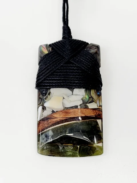Medium New Zealand Toki Art Pendant