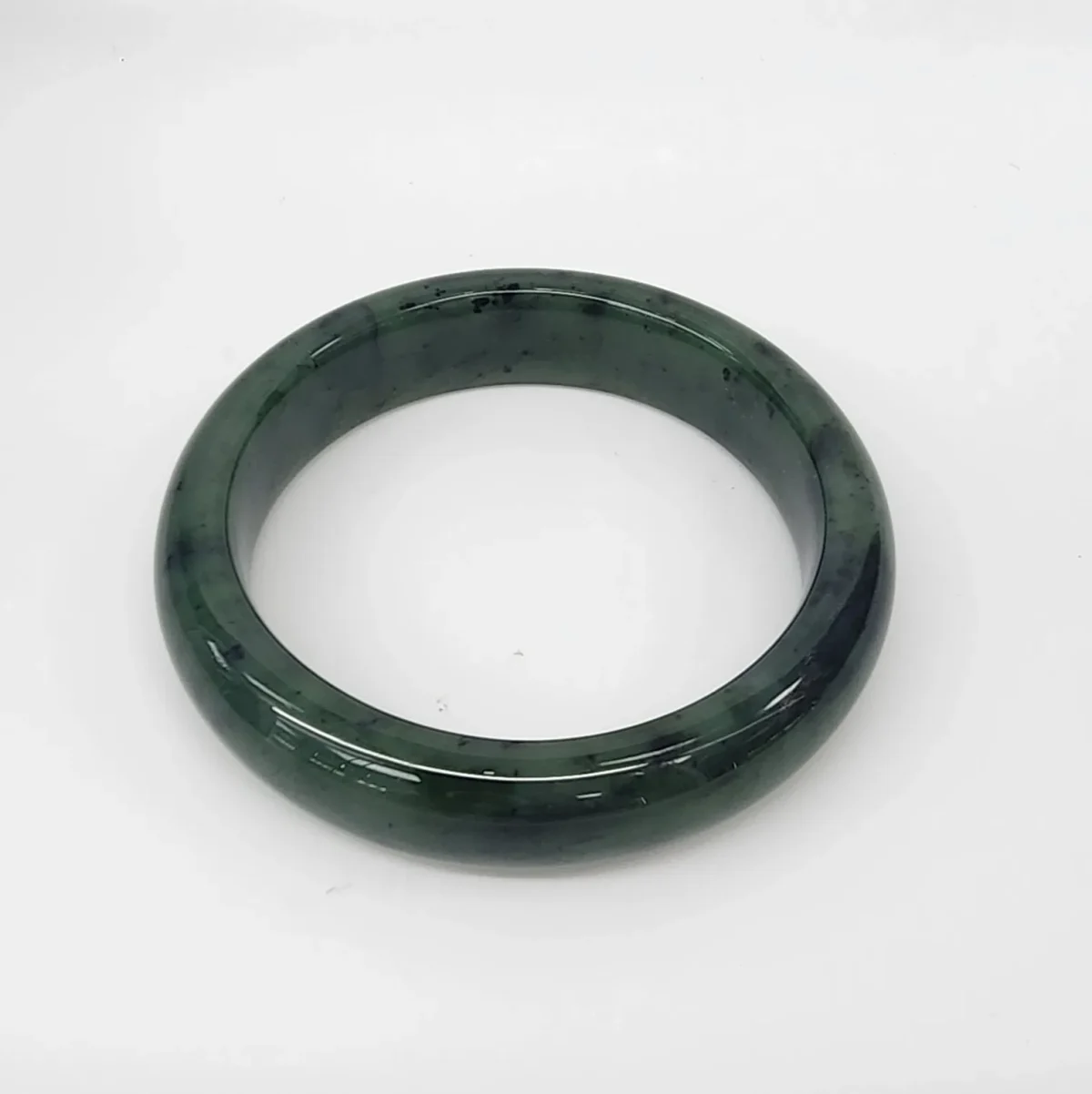 New Zealand Greenstone (Pounamu) Bangle – 60mm Internal – 16mm Wide Half Round - BANWDOZ-60