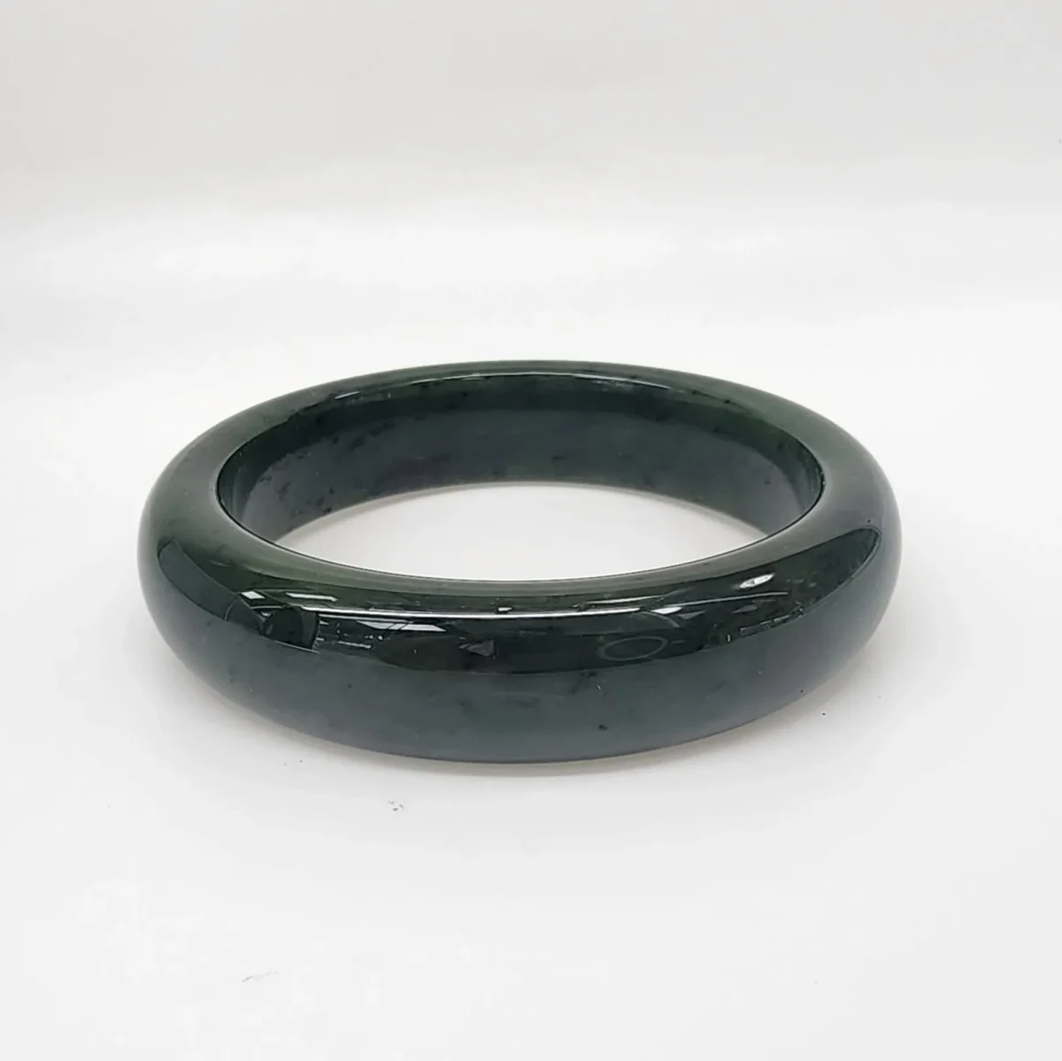 New Zealand Greenstone (Pounamu) Bangle – 63mm – 17mm Wide – Half Round Polished - BANWDOZ-63
