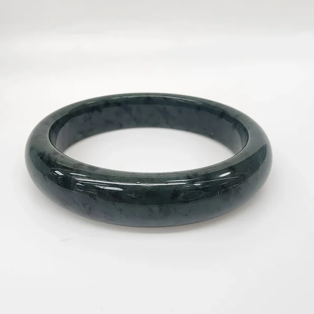 New Zealand Greenstone (Pounamu) Bangle – 66mm – 16mm Wide – Half Round Polished - BANWDOZ-66