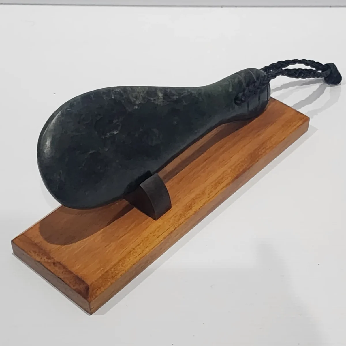 New Zealand Greenstone / Pounamu Mere (245mm Long) with Stand