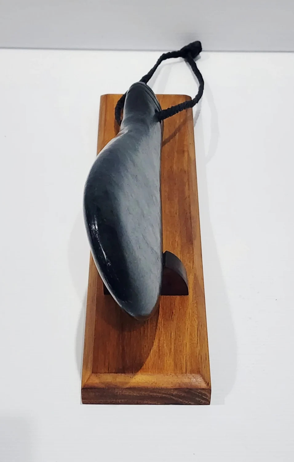 New Zealand Greenstone / Pounamu Mere (300mm Long) with Stand