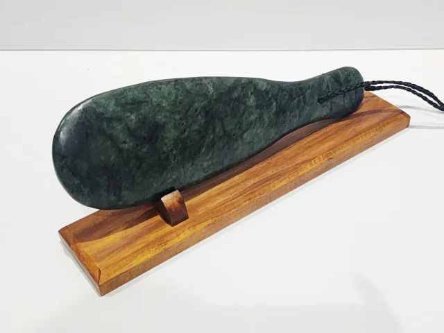 New Zealand Greenstone / Pounamu Mere (370mm Long) with Stand