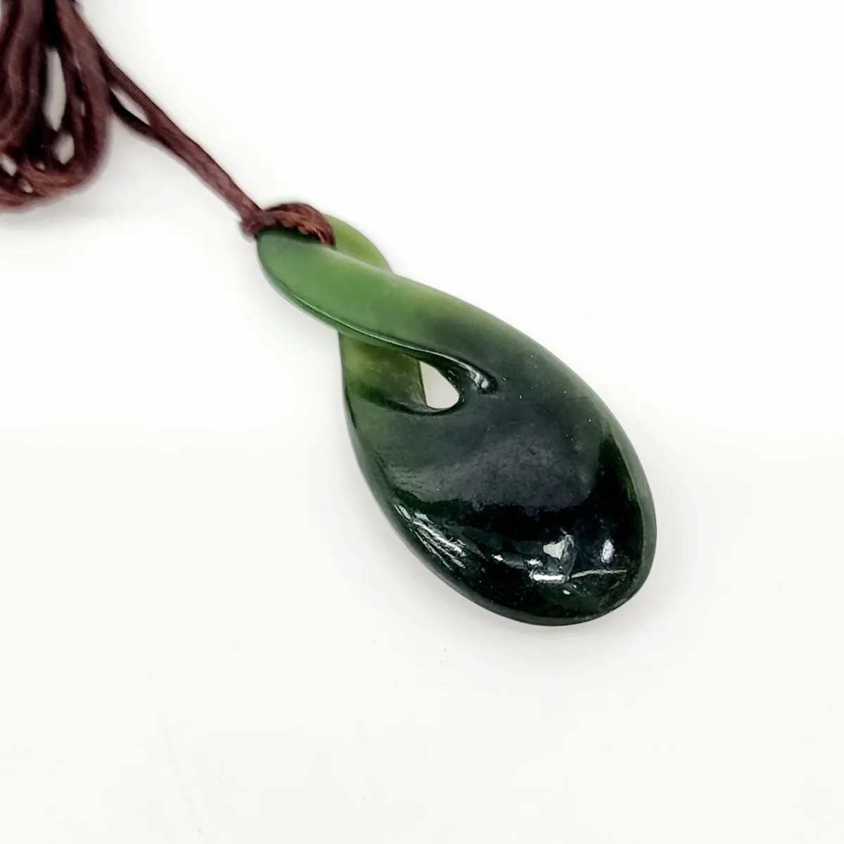 New Zealand Greenstone Single Twist Necklace