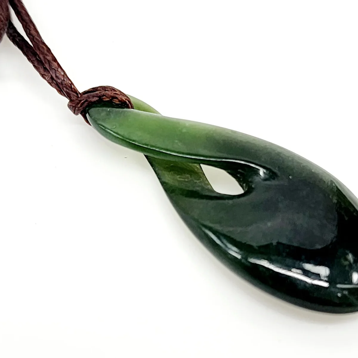 New Zealand Greenstone Single Twist Necklace