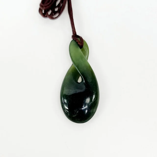 New Zealand Greenstone Single Twist Necklace