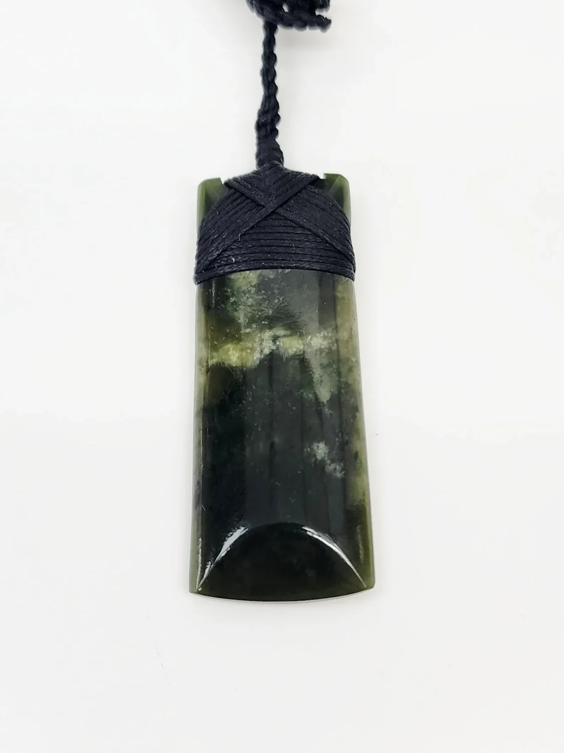 New Zealand Pounamu Classic Bounded Toki Necklace - FP401