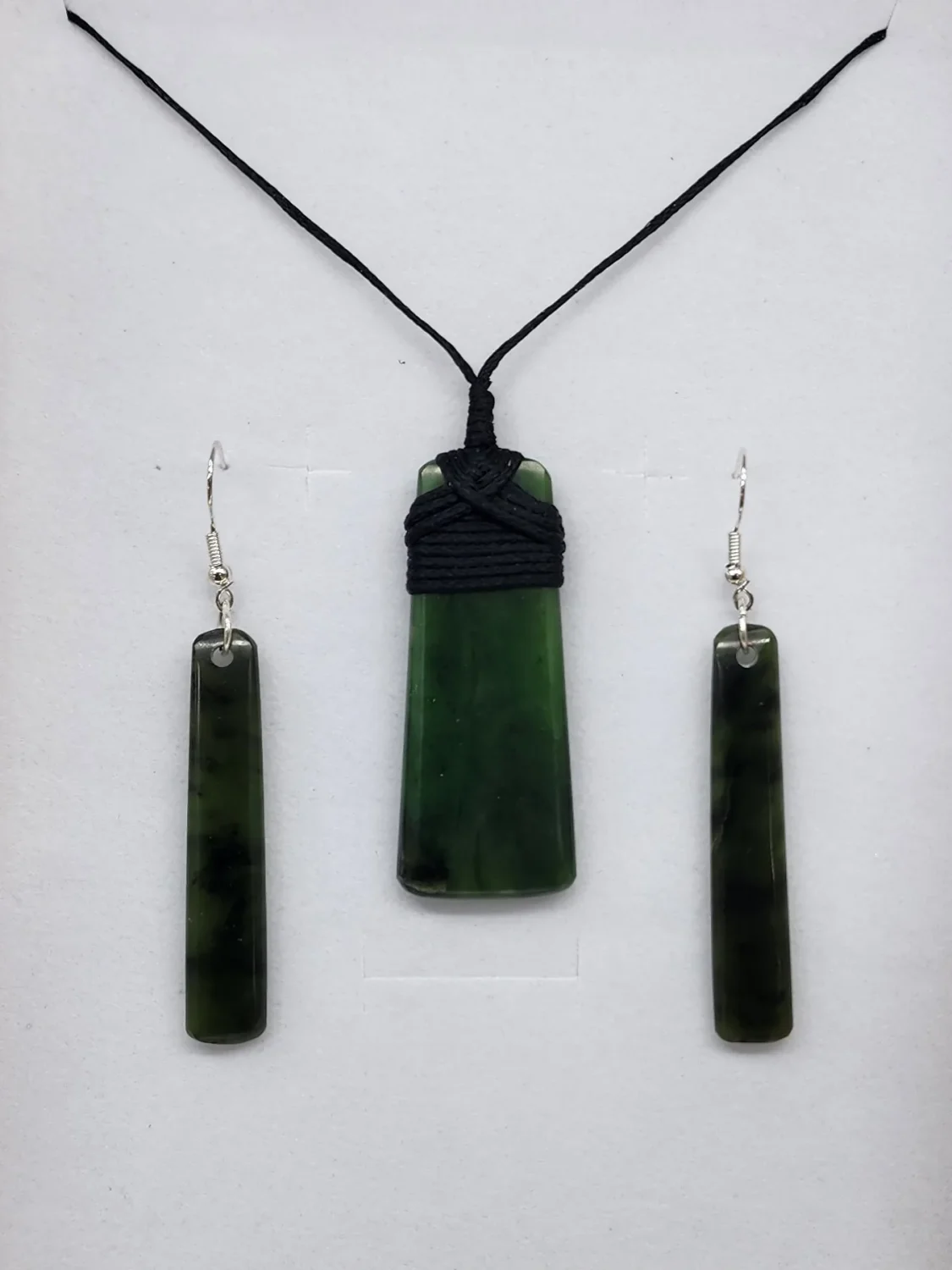 New Zealand Pounamu Toki Pendant & Earring Set - GSS002