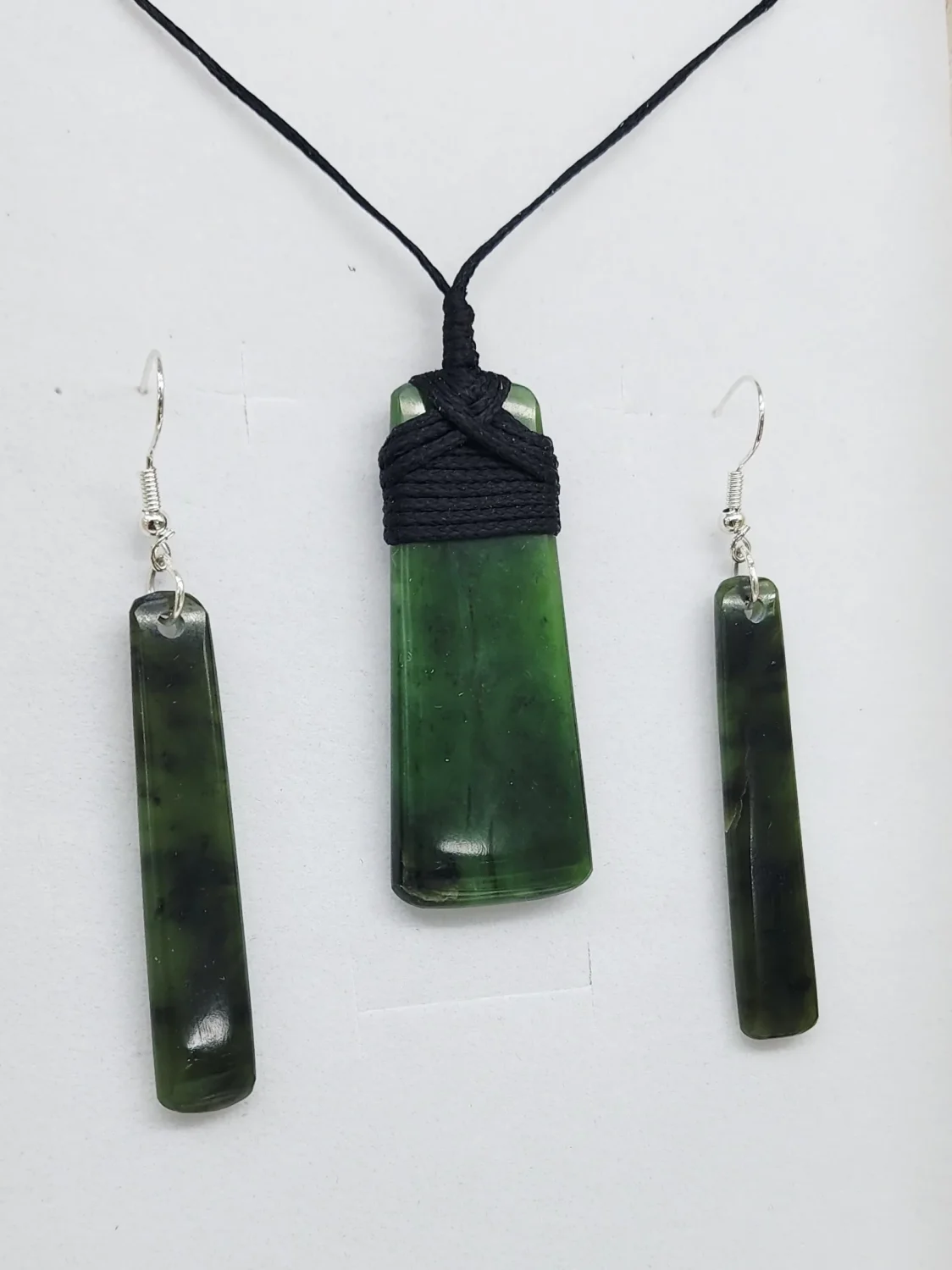 New Zealand Pounamu Toki Pendant & Earring Set - GSS002