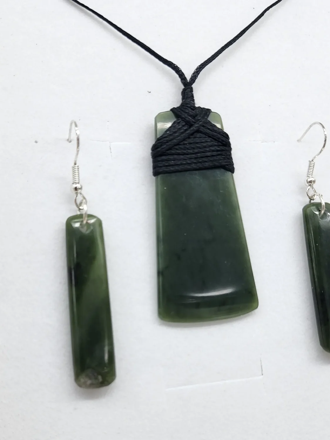 New Zealand Pounamu Toki Pendant & Earring Set - GSS003