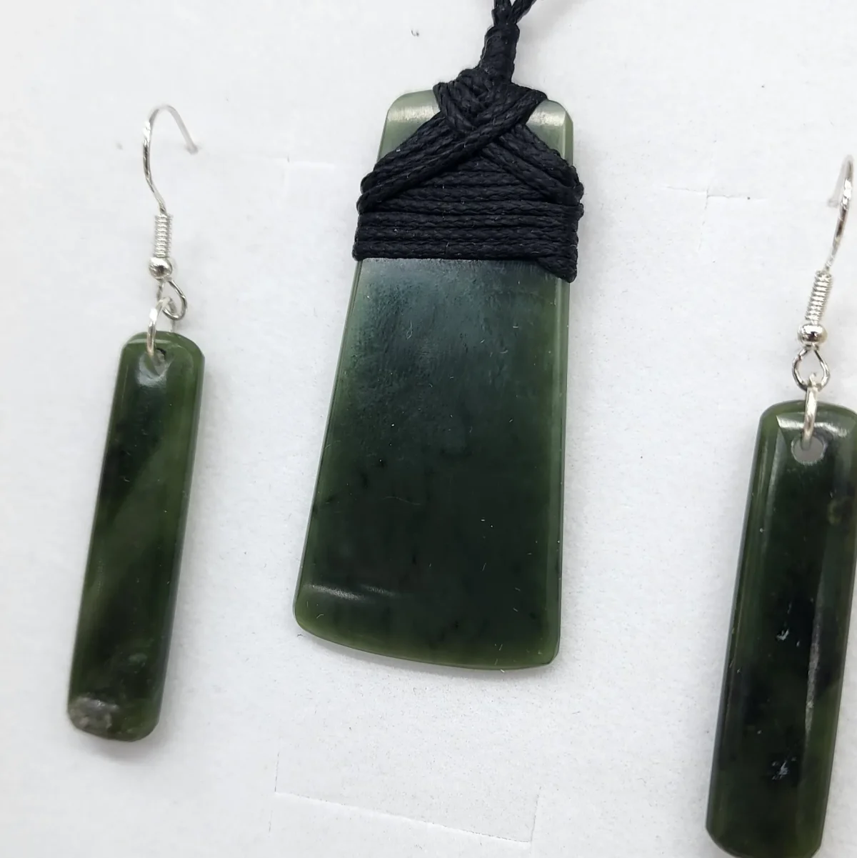 New Zealand Pounamu Toki Pendant & Earring Set - GSS003