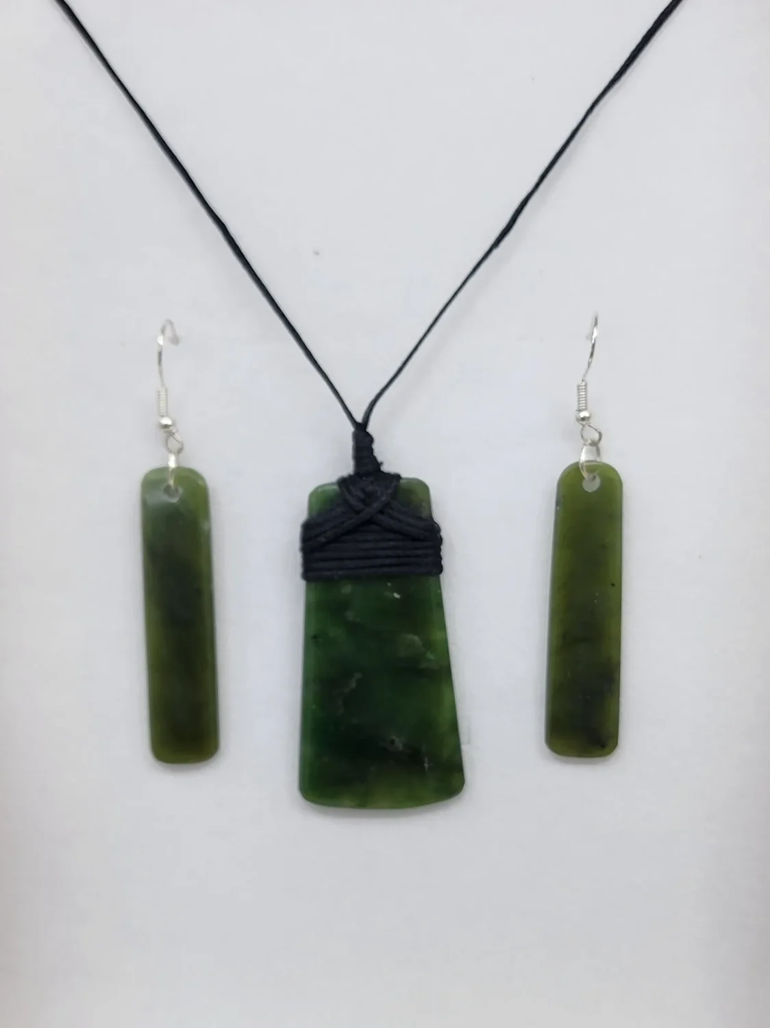 New Zealand Pounamu Toki Pendant & Earring Set - GSS004