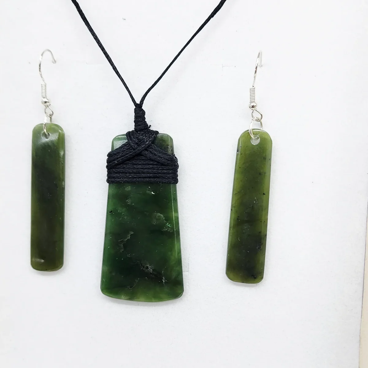 New Zealand Pounamu Toki Pendant & Earring Set - GSS004