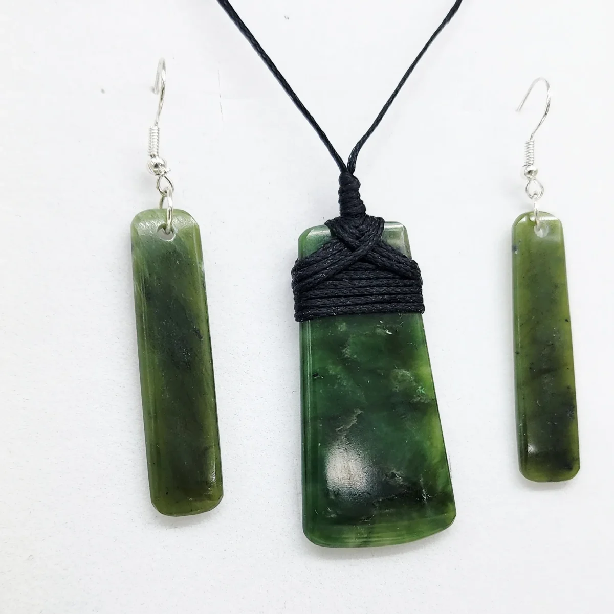 New Zealand Pounamu Toki Pendant & Earring Set - GSS004