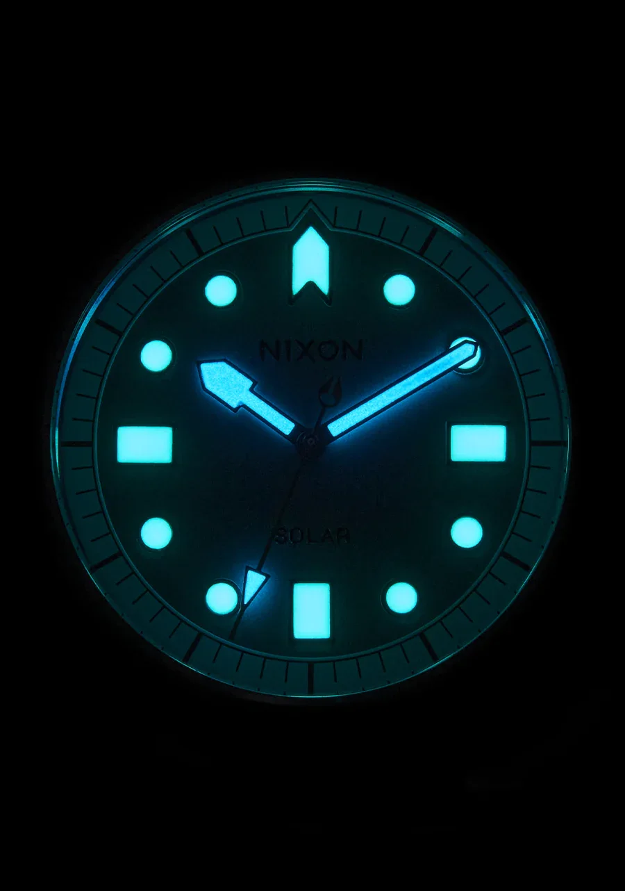 NIXON Stinger 44 Solar Powered Watch - A1402-5235-00