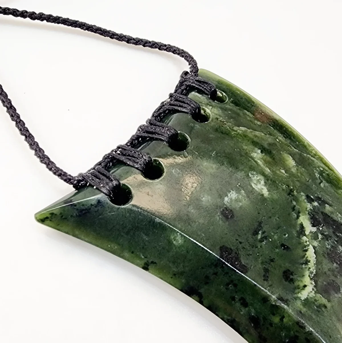 Pounamu Classic Large Tooth Pendant