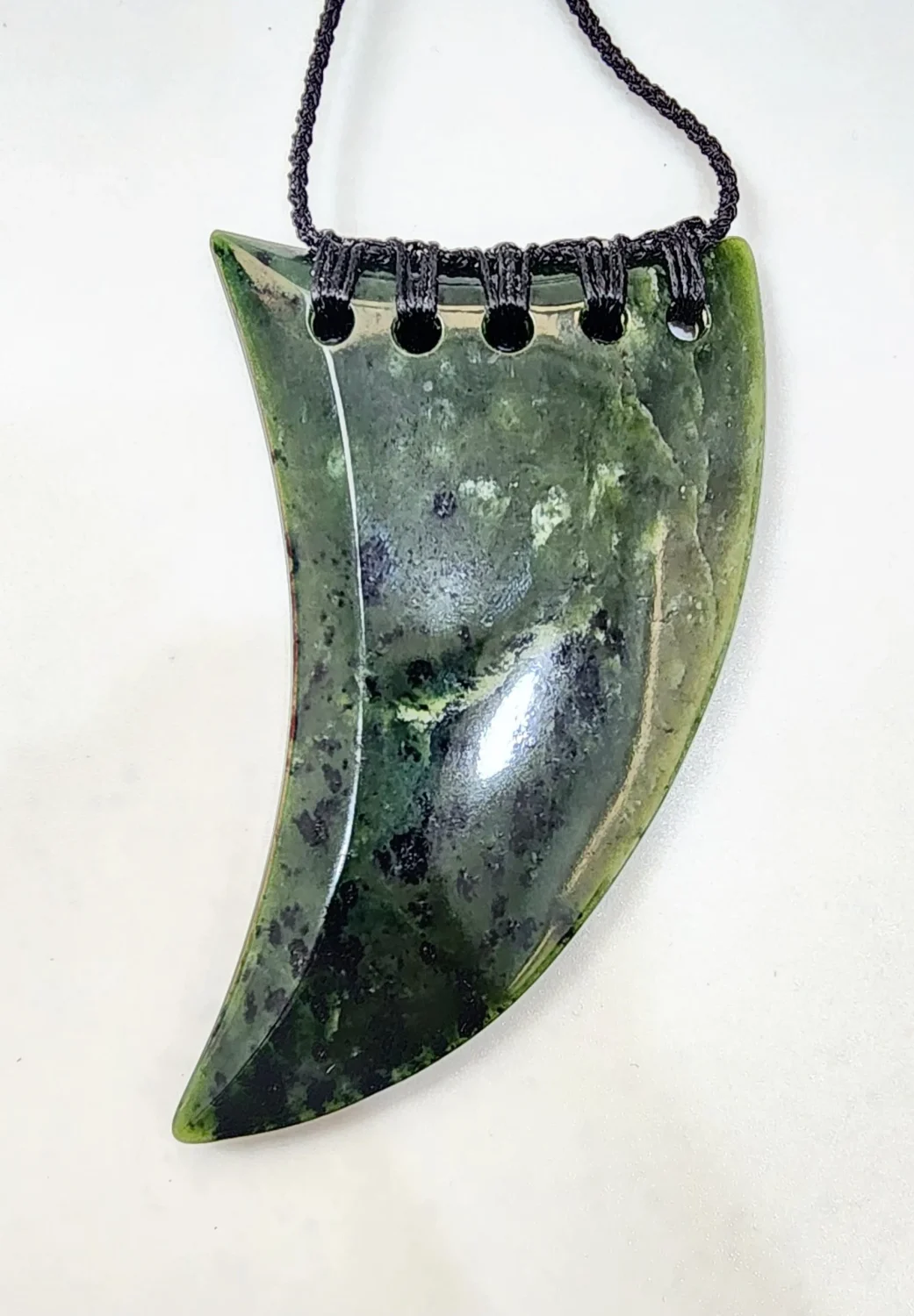 Pounamu Classic Large Tooth Pendant