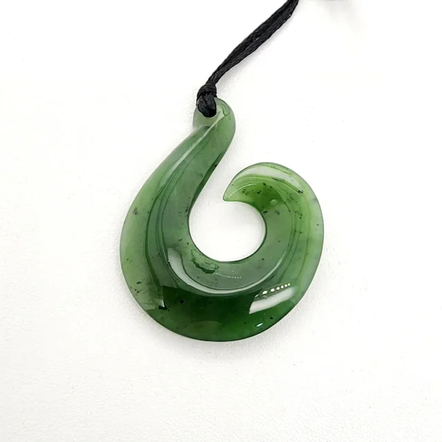 Pounamu Hook Necklace - TJH54.54
