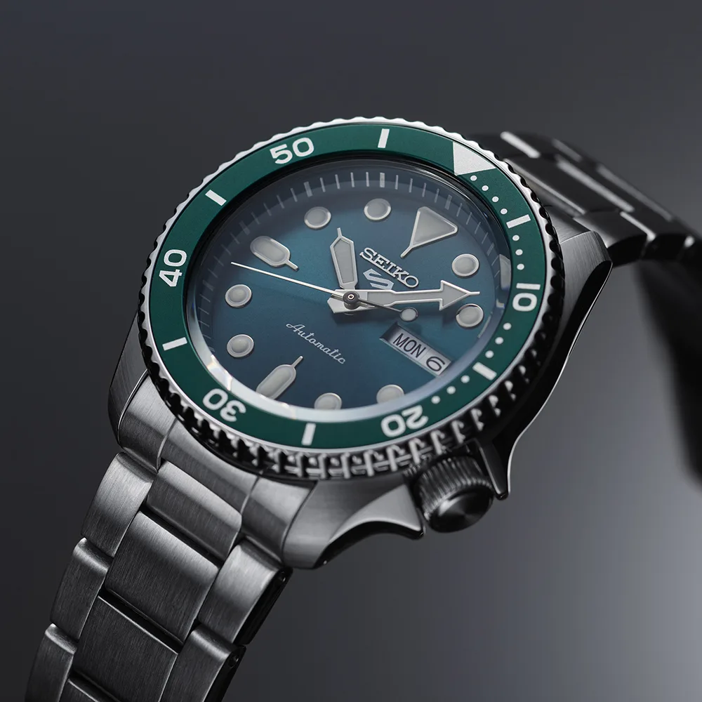 Seiko 5 Sports SRPD61K Automatic Green Dial Men’s Watch – 42.5mm Stainless Steel