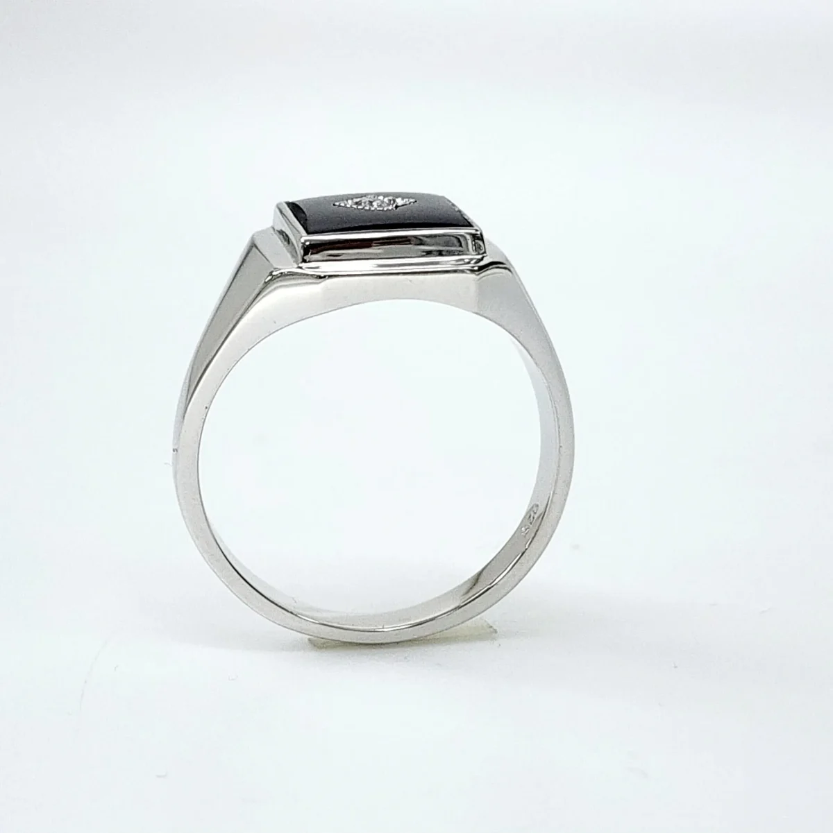 Sterling Silver 12 x 10mm Rectangle Black Onyx Gents Ring Centre Set with Cubic Zirconia