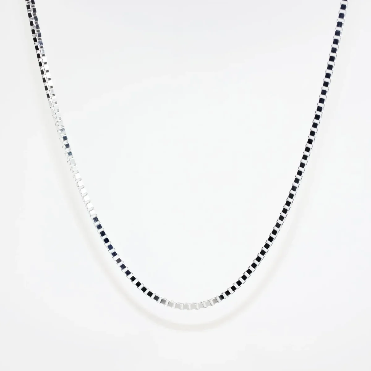 Sterling Silver 2.6mm Square Box Chain with Lobster Catch
