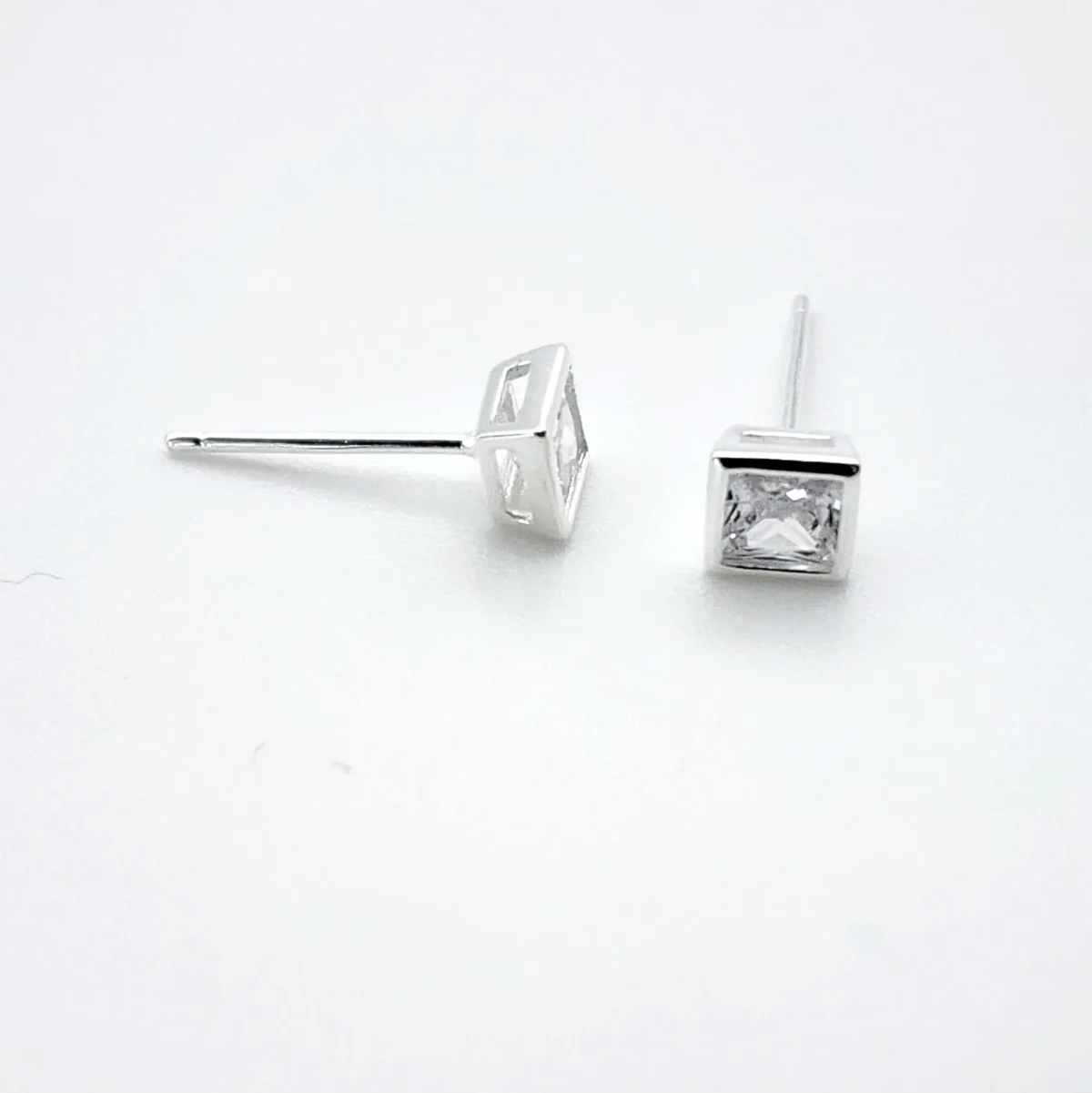 Sterling Silver Cubic Zirconia 4x4mm Square Stud Earrings