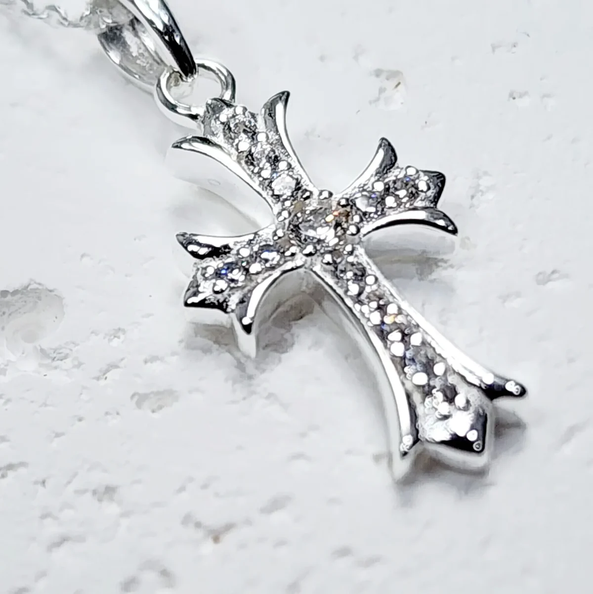 Sterling Silver Cubic Zirconia Set Cross Pendant and Sterling Silver Chain