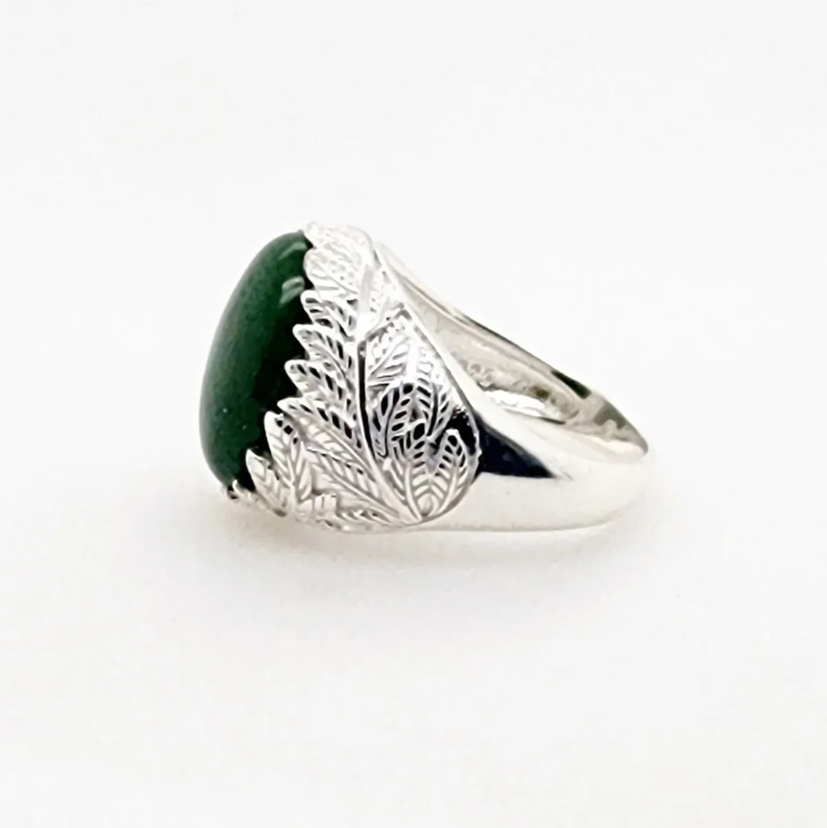 Sterling Silver Fern Leaf Ring With Oval NZ Greenstone