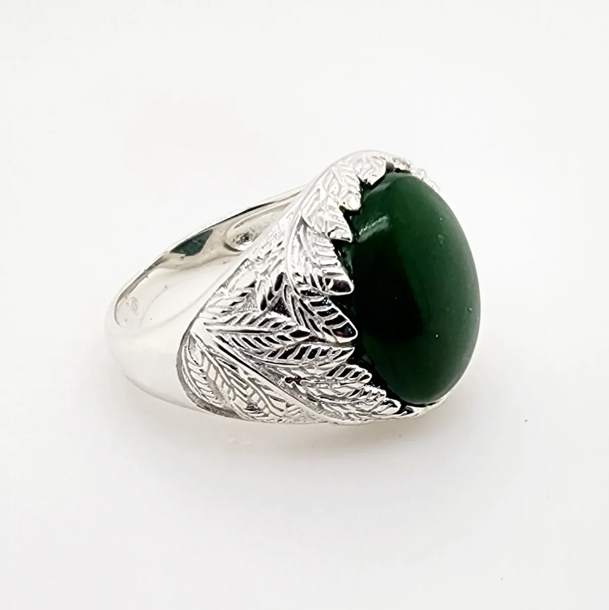 Sterling Silver Fern Leaf Ring With Oval NZ Greenstone