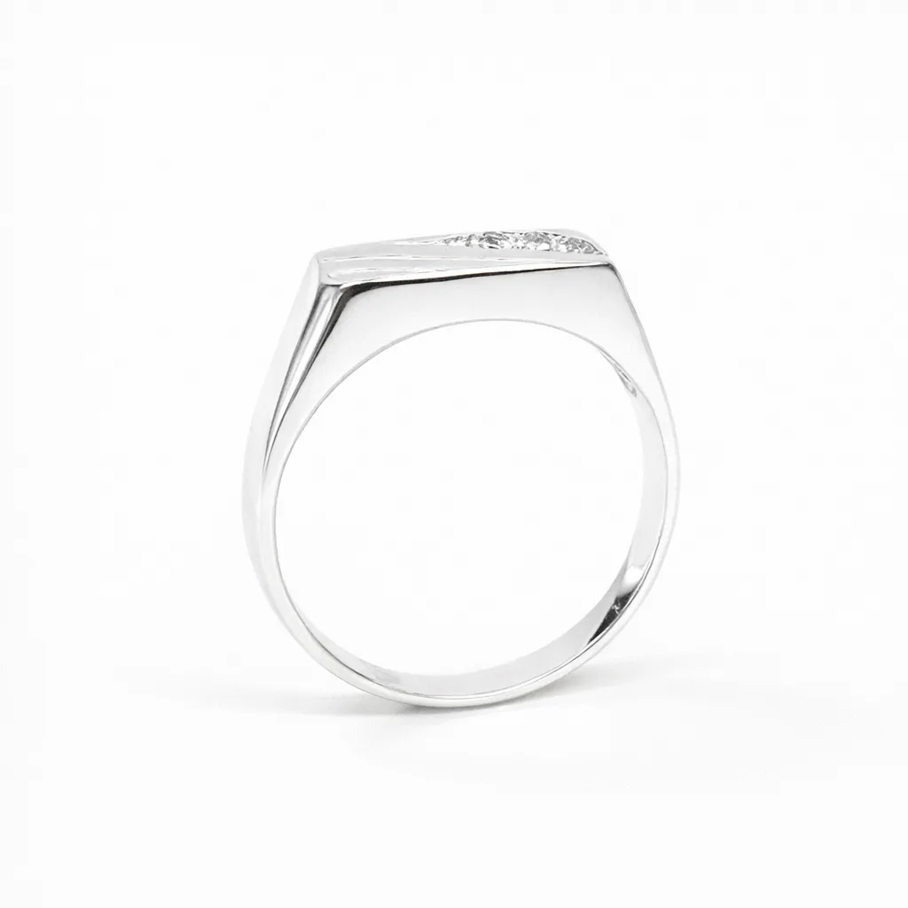 Sterling Silver Gents Signet Ring with Cubic Zirconia Accents – SSCZ854