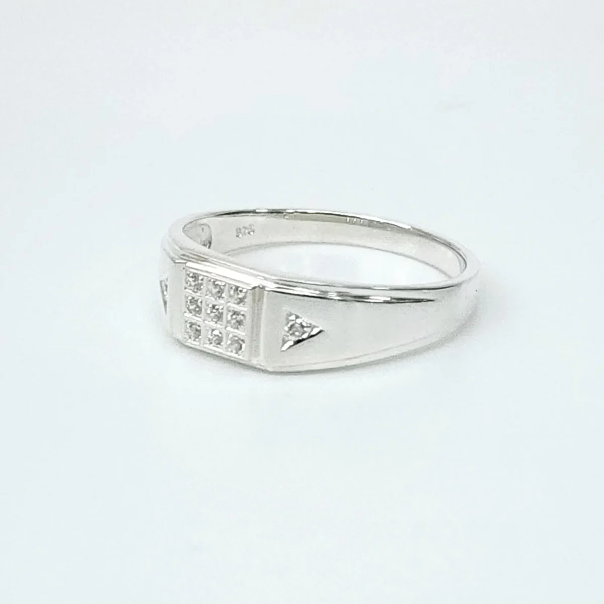 Sterling Silver Gents Wedding / Dress Ring with Cubic Zirconia Setting