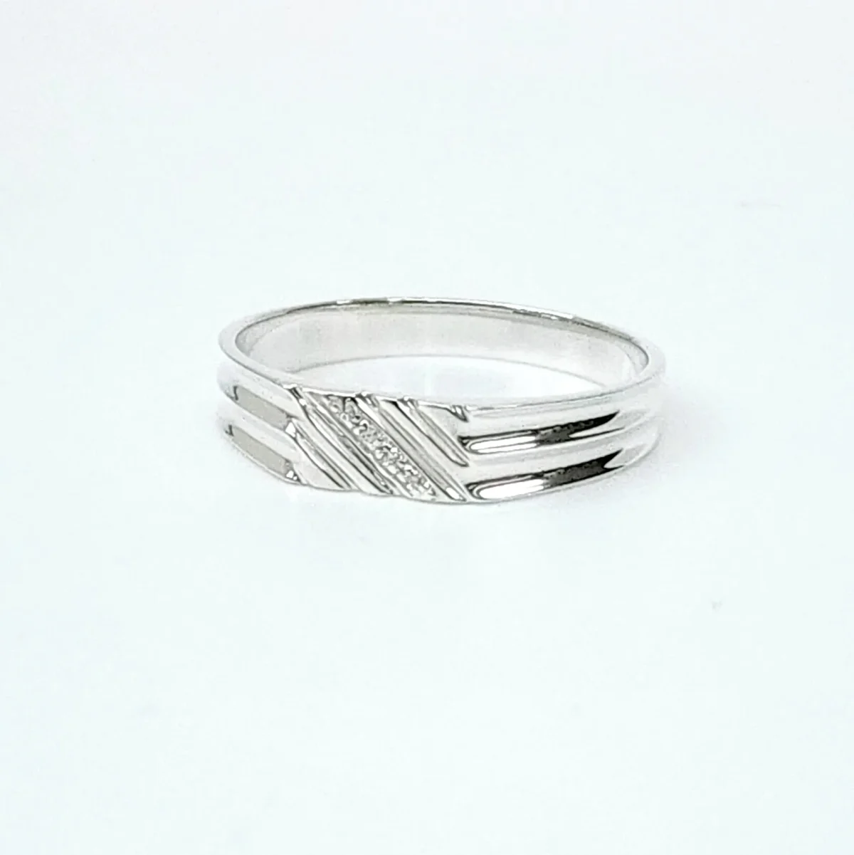 Sterling Silver Gents Wedding / Dress Ring with Cubic Zirconia Setting