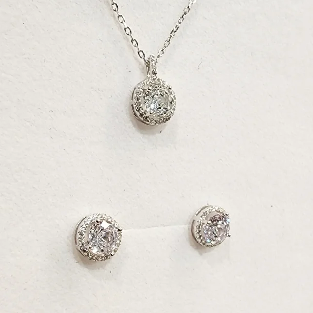 9ct Yellow Gold with 8x10 Cushion Cut Garnet with Round Trio Lap Grown Diamonds 0.25ct DE VS1 - D/A467GARLGD
