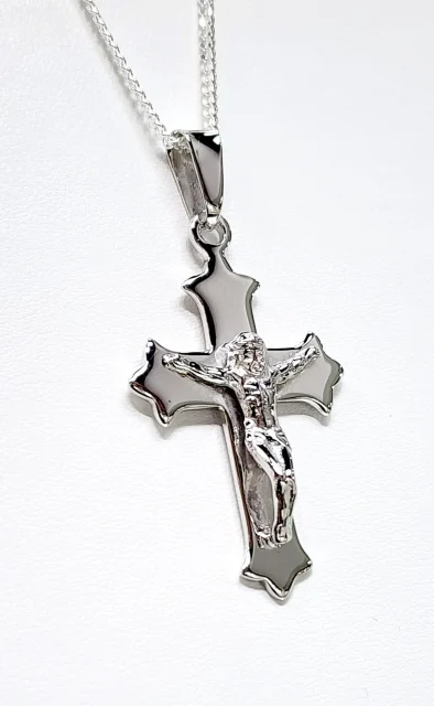 Sterling Silver Large Crucifix Pendant with CD50 Silver Chain