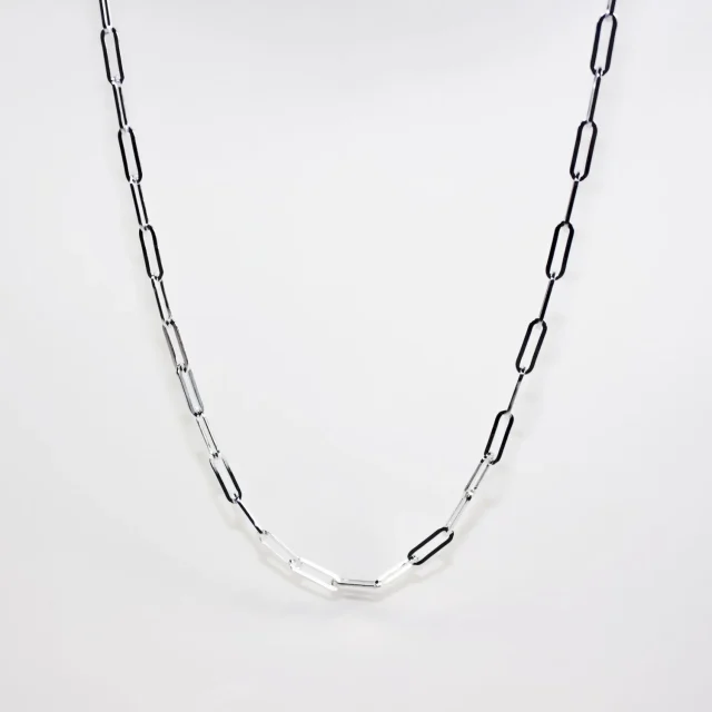 Sterling Silver Medium Paperclip Link Chain (13.7 × 4.3mm) with Lobster Catch