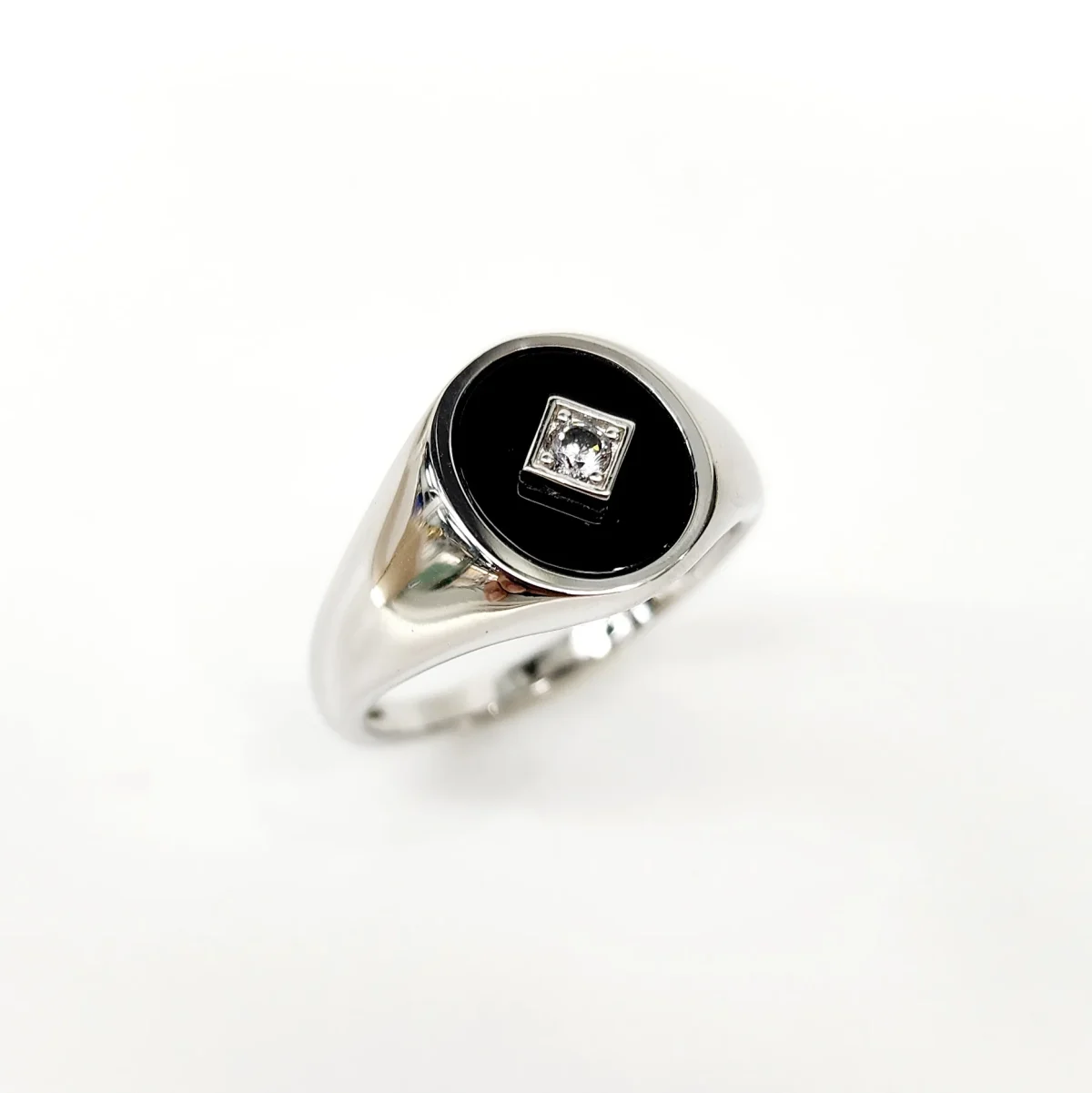 Sterling Silver Oval Black Onyx with CZ Setting