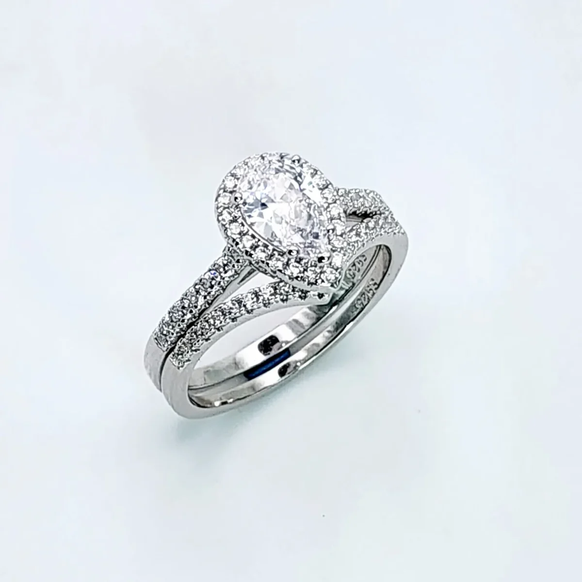 Sterling Silver Pear-Shaped Halo 2 Piece Cubic Zirconia Bridal Set