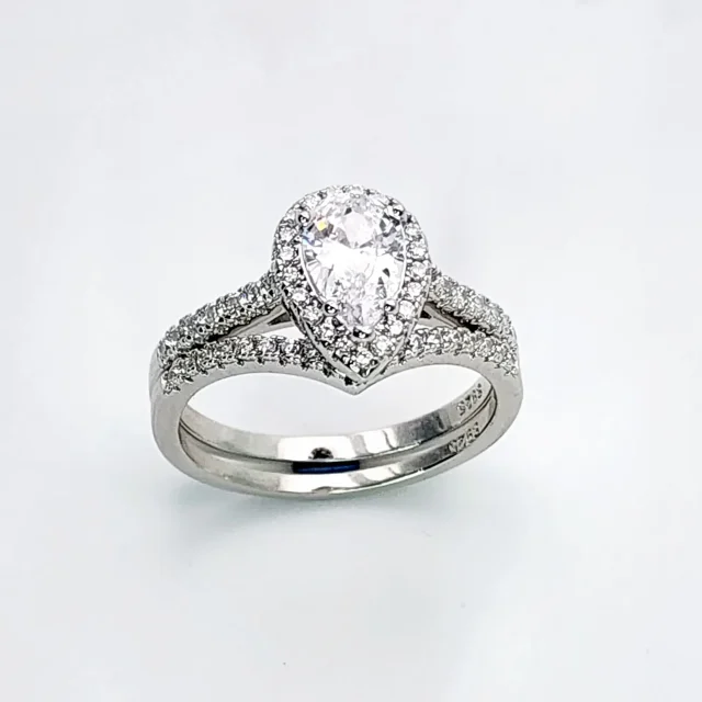 Sterling Silver Pear-Shaped Halo 2 Piece Cubic Zirconia Bridal Set