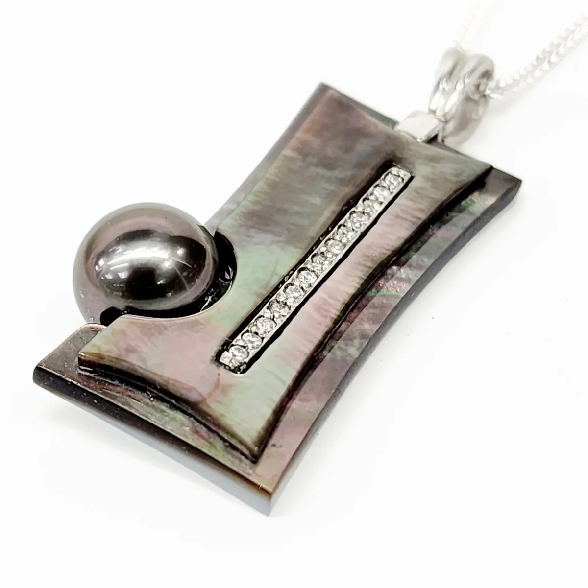 Sterling Silver Pendant with Cubic Zirconia Setting and 10mm Tahitian Black Pearl and Dark Mother Of Pearl Shell
