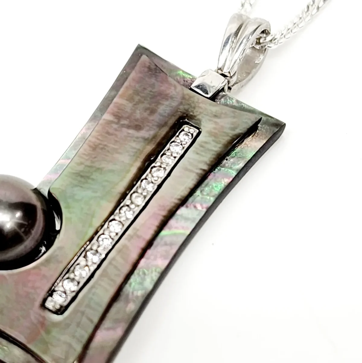 Sterling Silver Pendant with Cubic Zirconia Setting and 10mm Tahitian Black Pearl and Dark Mother Of Pearl Shell