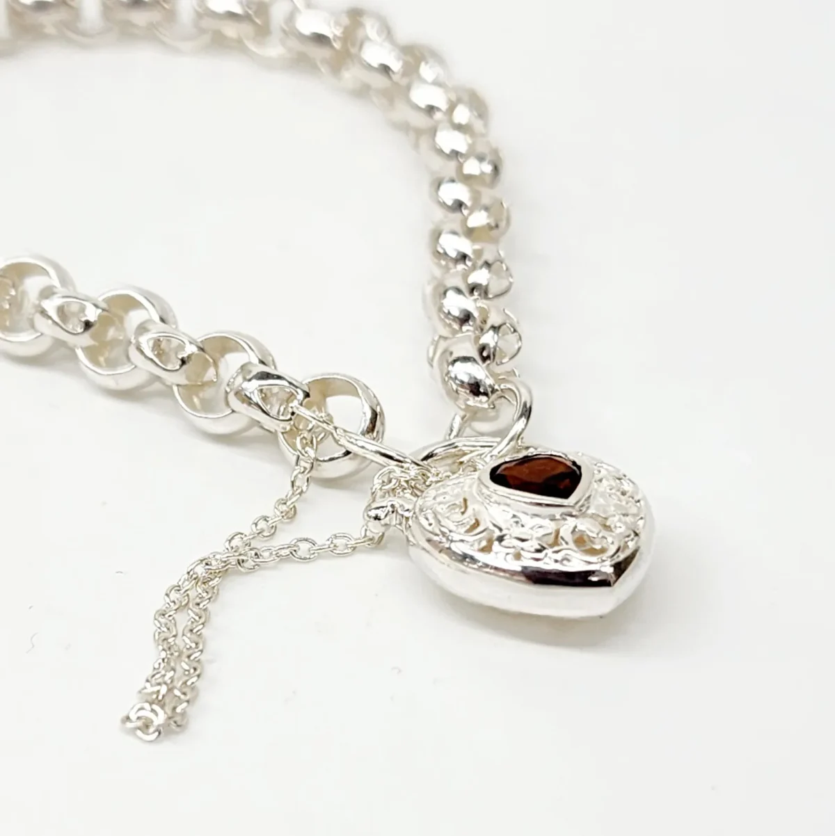Sterling Silver Round Belcher with Heart Shape Garnet Filigree Padlock Bracelet