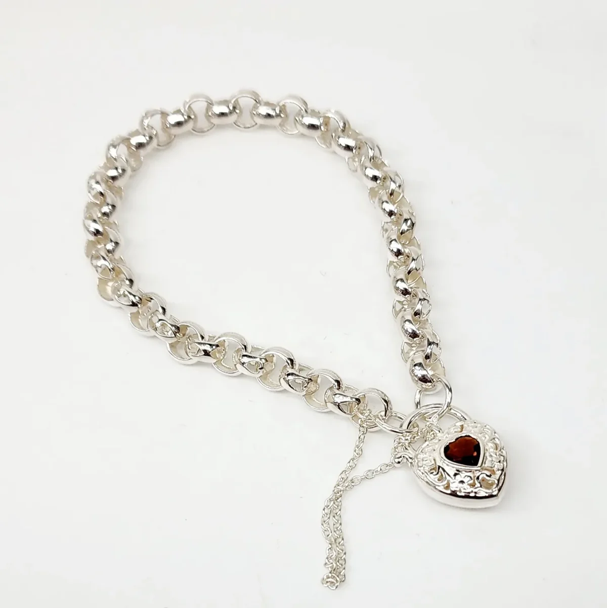 Sterling Silver Round Belcher with Heart Shape Garnet Filigree Padlock Bracelet